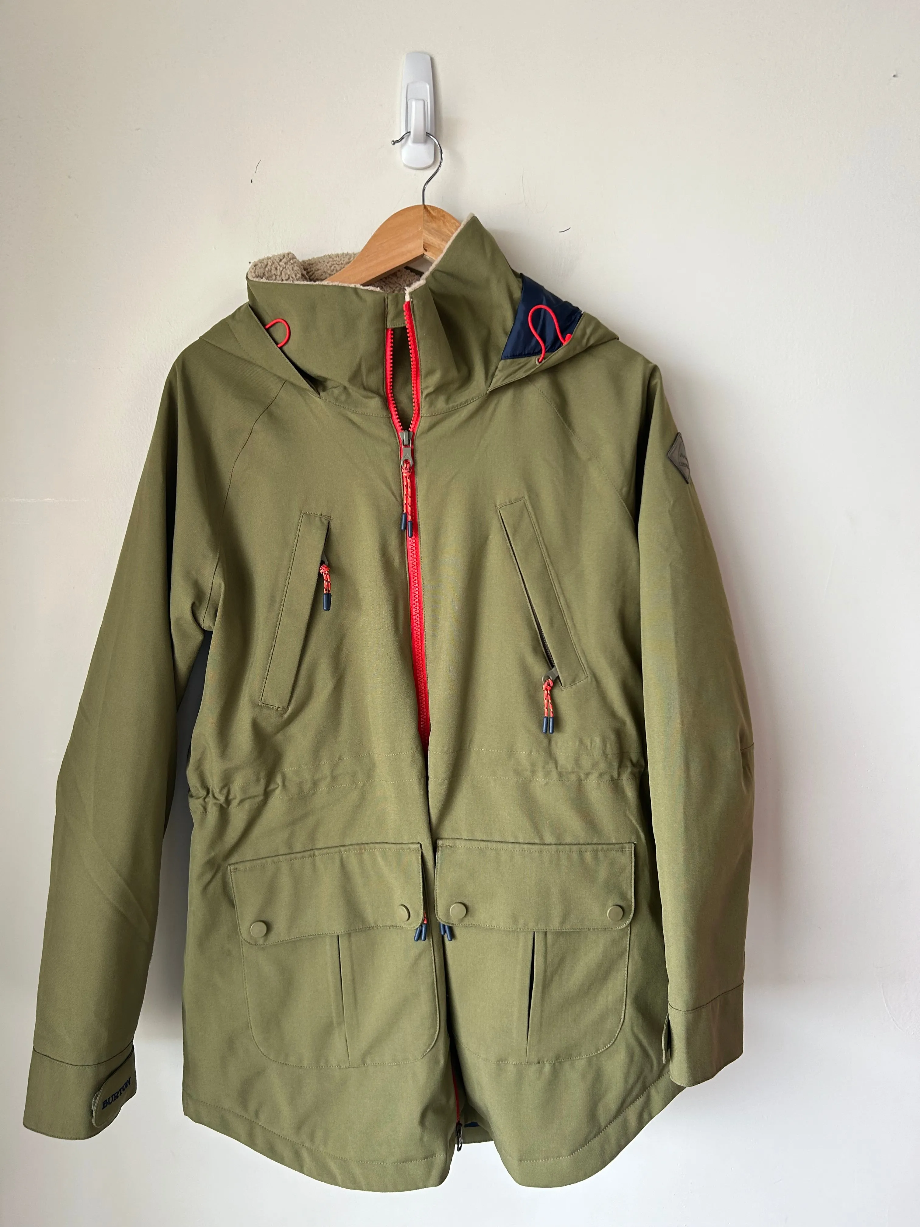 Burton Heavy Outerwear Size Medium