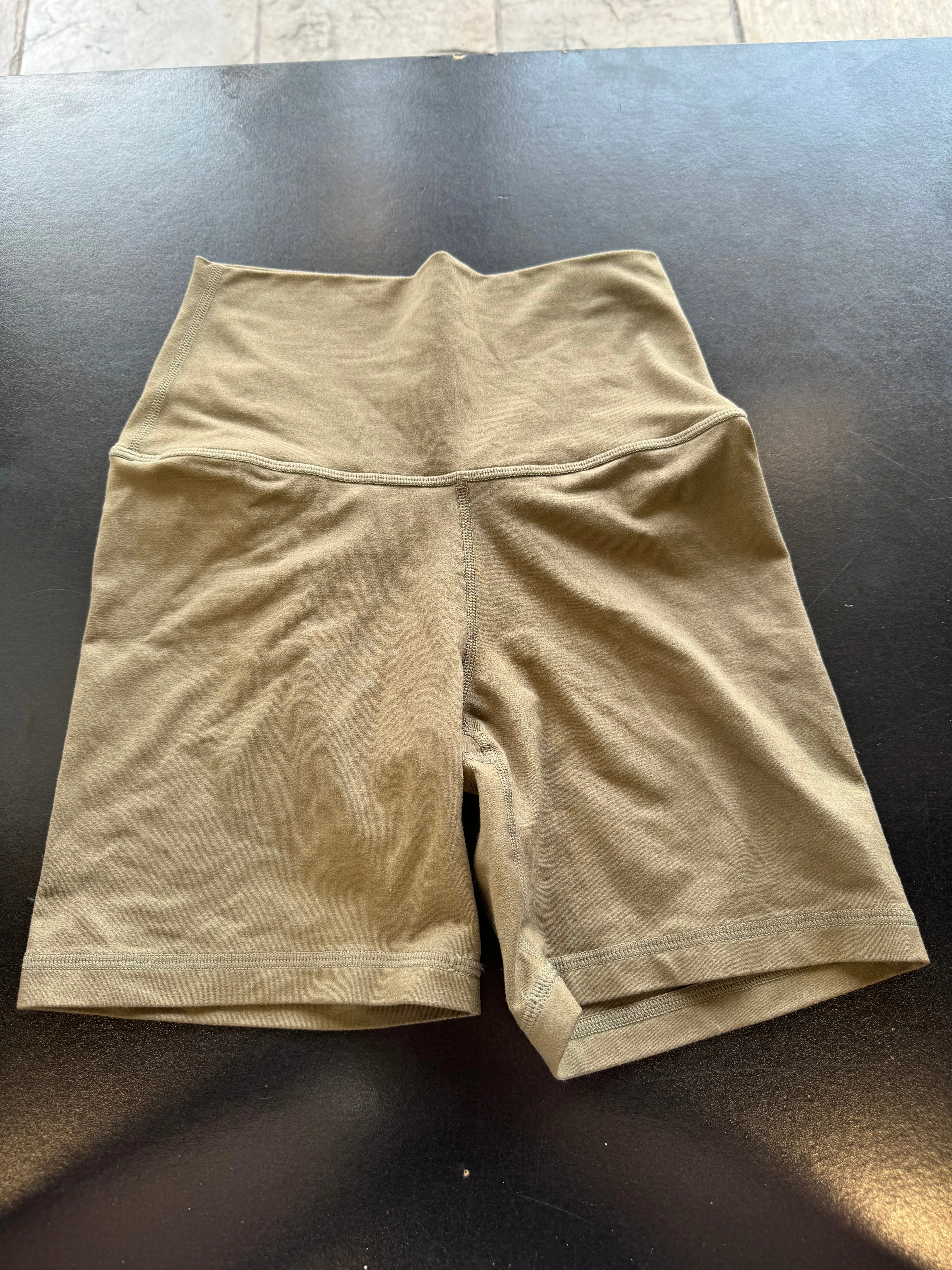 Set Active Athletic Shorts Size Small