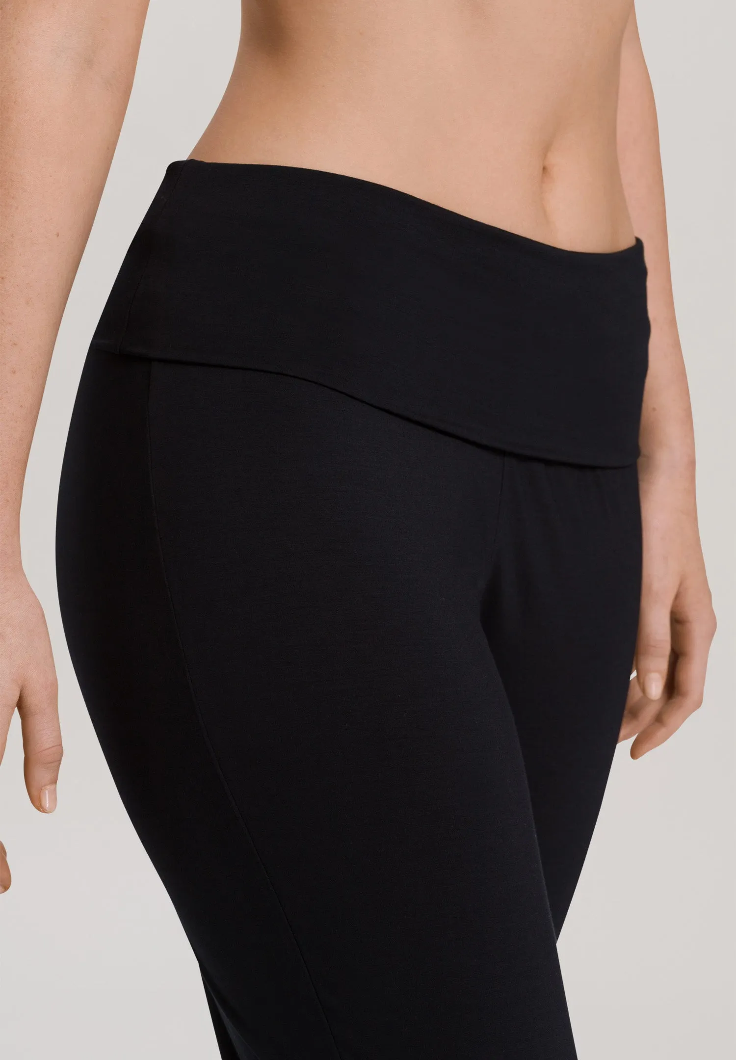 Yoga Lounge Pant | Black 77998-019